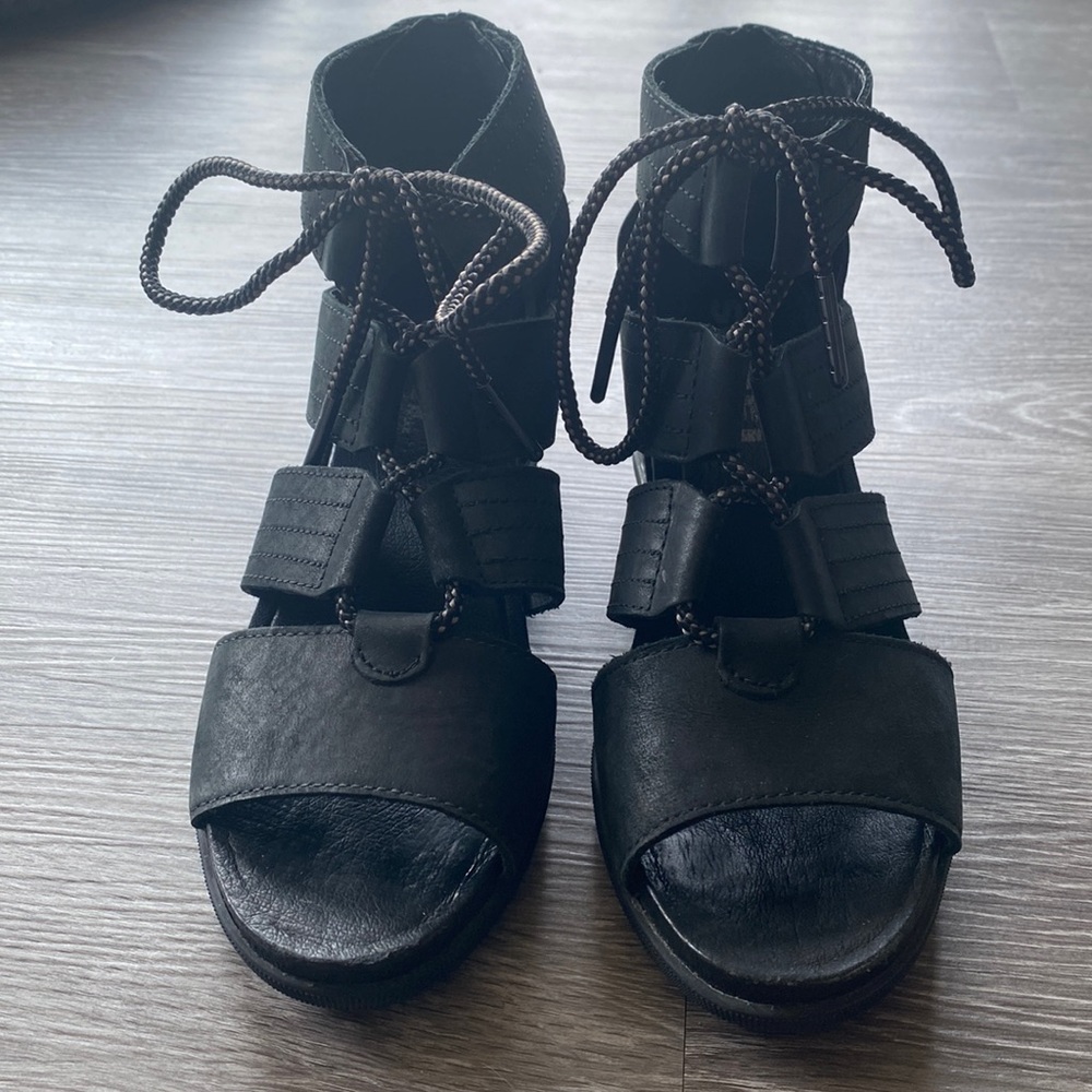 Sorel Joanie II Lace Wedge Sandals in Black